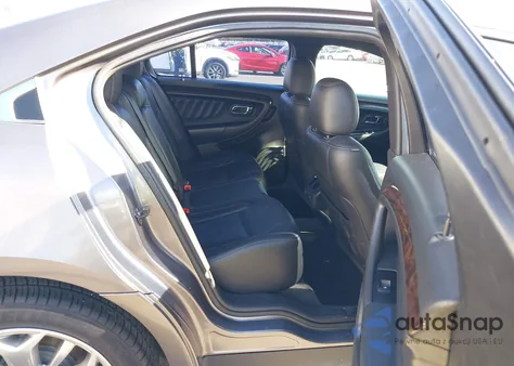 2014 Ford Taurus Limited z USA, uszkodzony, nr VIN 1FAHP2F84EG111159